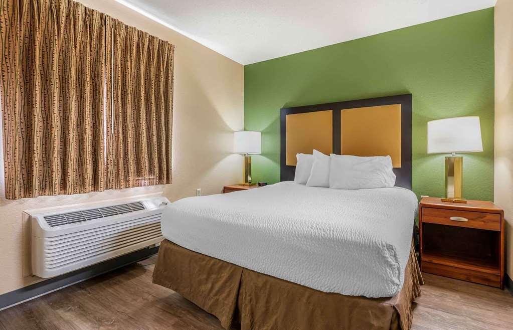 Extended Stay America Suites - Evansville - East Номер фото