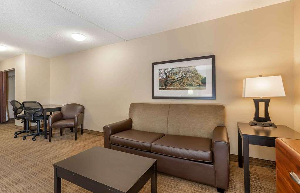 Extended Stay America Suites - Evansville - East Номер фото