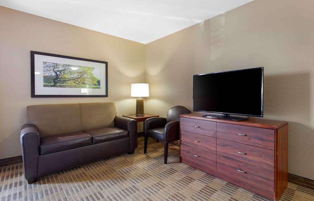 Extended Stay America Suites - Evansville - East Номер фото