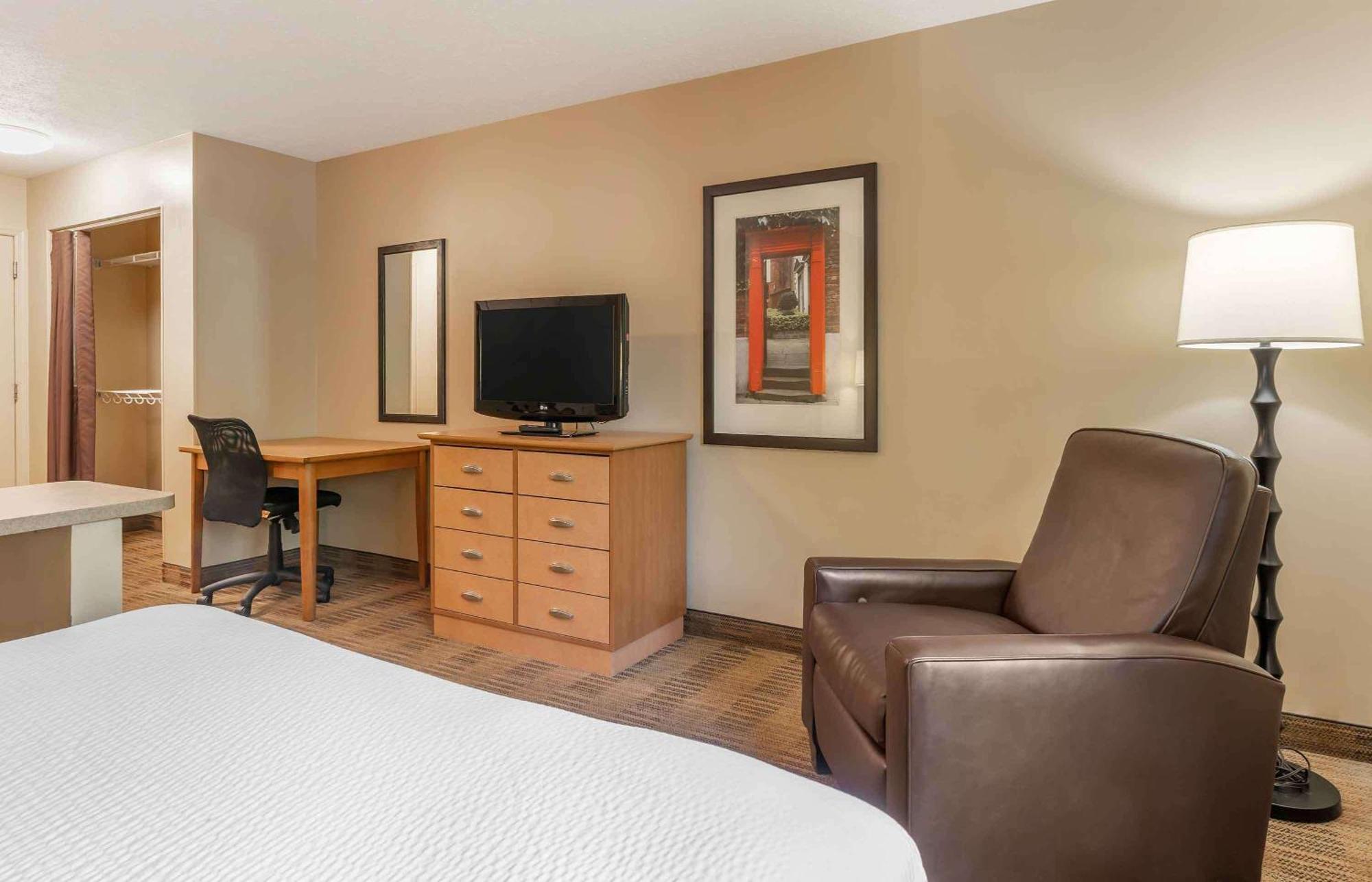 Extended Stay America Suites - Evansville - East Екстер'єр фото